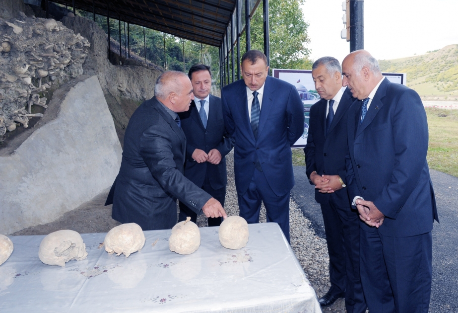 SOYQIRIMI MƏZARLIĞINI ZİYARƏT