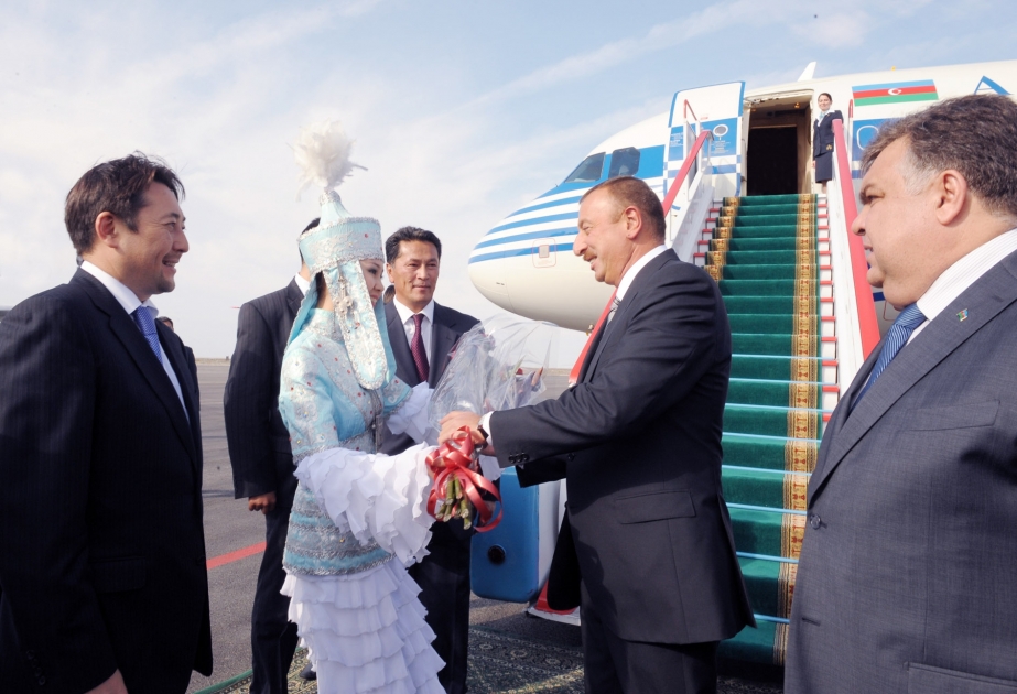 AKTAU BEYNƏLXALQ HAVA LİMANINDA QARŞILANMA