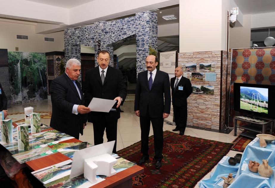 BAKIDA “AİTF-2010” IX AZƏRBAYCAN BEYNƏLXALQ TURİZM VƏ SƏYAHƏTLƏR SƏRGİSİ İŞƏ BAŞLAMIŞDIR PREZİDENT İLHAM ƏLİYEV AÇILIŞ MƏRASİMİNDƏ İŞTİRAK ETMİŞDİR