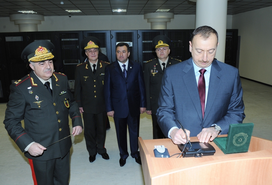 PREZİDENT İLHAM ƏLİYEV XÜSUSİ DÖVLƏT MÜHAFİZƏ XİDMƏTİNİN XÜSUSİ RABİTƏ VƏ İNFORMASİYA TƏHLÜKƏSİZLİYİ DEPARTAMENTİNİN İDARƏETMƏ MƏRKƏZİNİN İNZİBATİ BİNASININ AÇILIŞINDA İŞTİRAK ETMİŞDİR