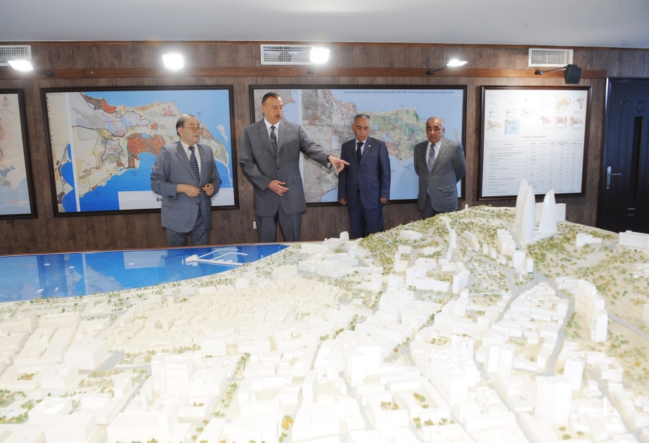 PREZİDENT İLHAM ƏLİYEV DÖVLƏT ŞƏHƏRSALMA VƏ ARXİTEKTURA KOMİTƏSİNDƏ BAKININ ƏRAZİ İNKİŞAF PLANI İLƏ TANIŞ OLMUŞDUR