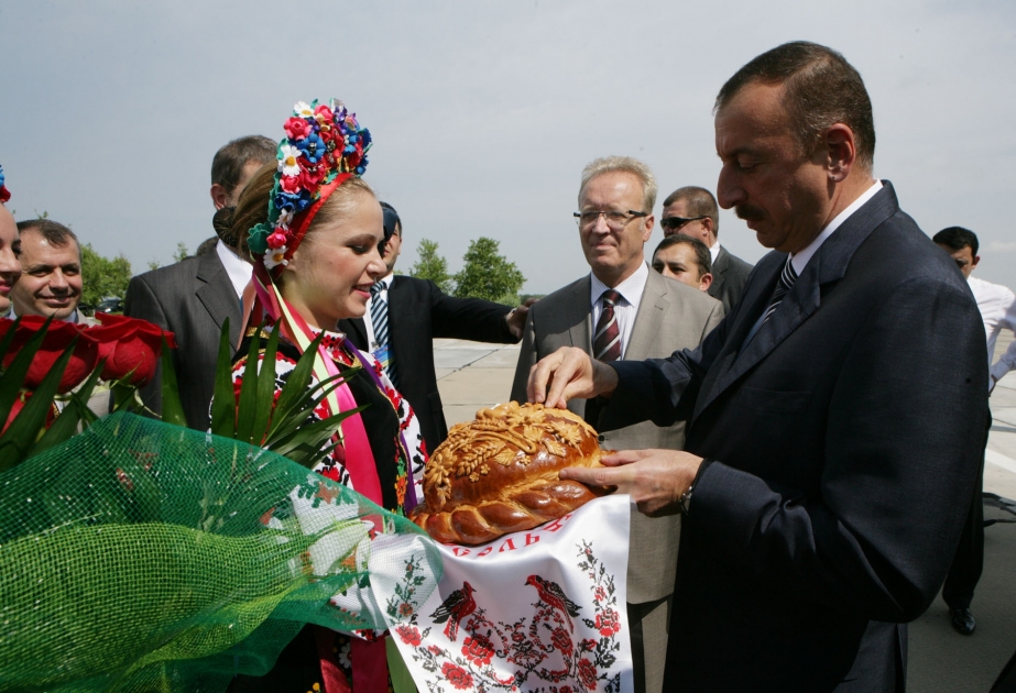 SEVASTOPOLUN “BELBEK” HAVA LİMANINDA QARŞILANMA