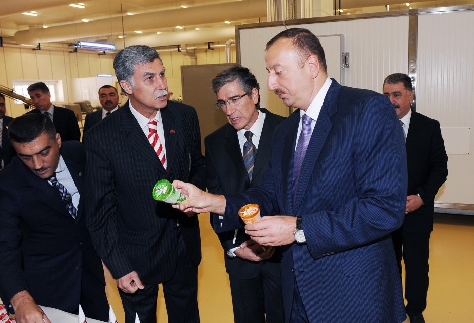 PREZİDENT İLHAM ƏLİYEV “PALMALİ HOLDİNQ” ŞİRKƏTLƏR QRUPUNUN DONDURMA FABRİKİNİN AÇILIŞINDA İŞTİRAK ETMİŞDİR