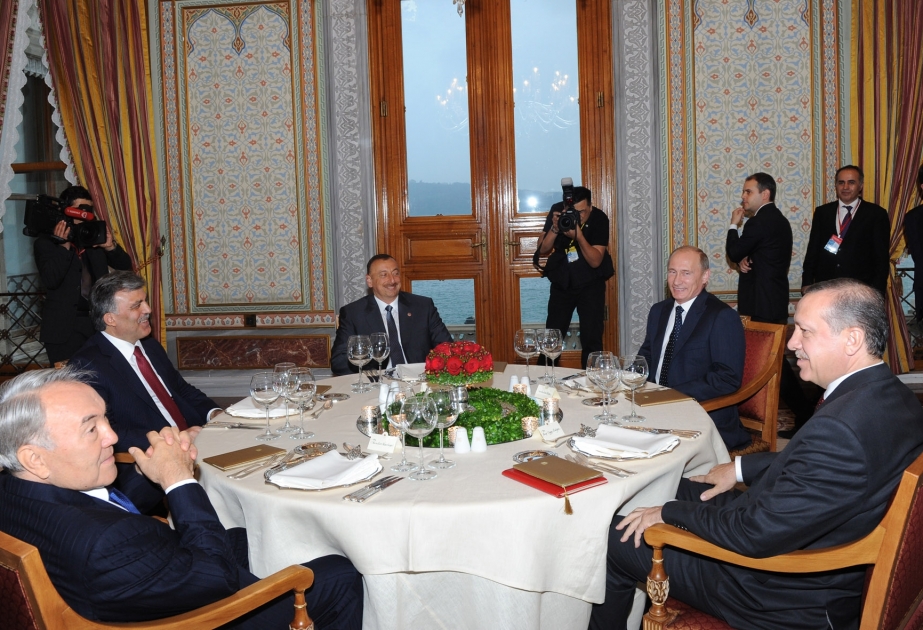 BİRGƏ ŞAM YEMƏYİ