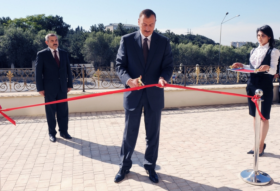 DÖVLƏT MİQRASİYA XİDMƏTİNİN YENİ İNZİBATİ BİNASI İSTİFADƏYƏ VERİLMİŞDİR  AZƏRBAYCAN PREZİDENTİ İLHAM ƏLİYEV AÇILIŞ MƏRASİMİNDƏ İŞTİRAK ETMİŞDİR