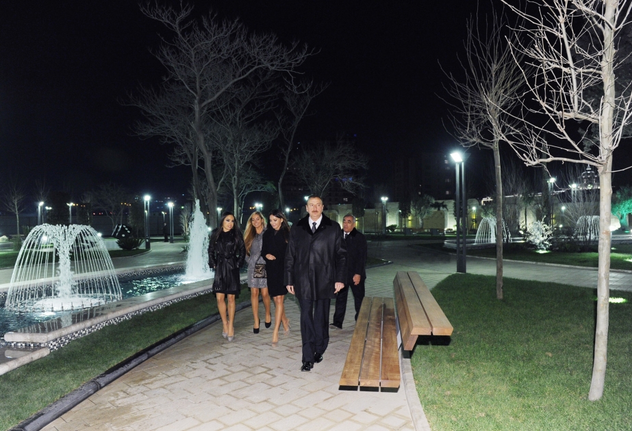Prezident İlham Əliyev Bakı Ticarət Limanının yaxınlığında yeni parkın açılışında iştirak etmişdir
