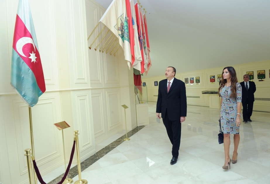 Prezident İlham Əliyev Dövlət Bayrağı Muzeyinin açılışında iştirak etmişdir