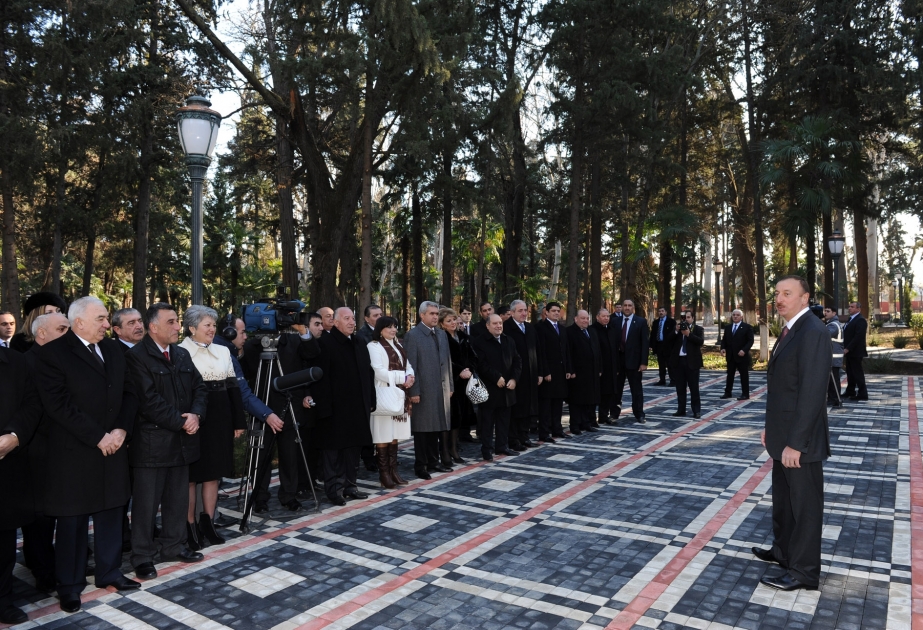 Gəncə şəhəri ictimaiyyətinin nümayəndələri ilə görüş