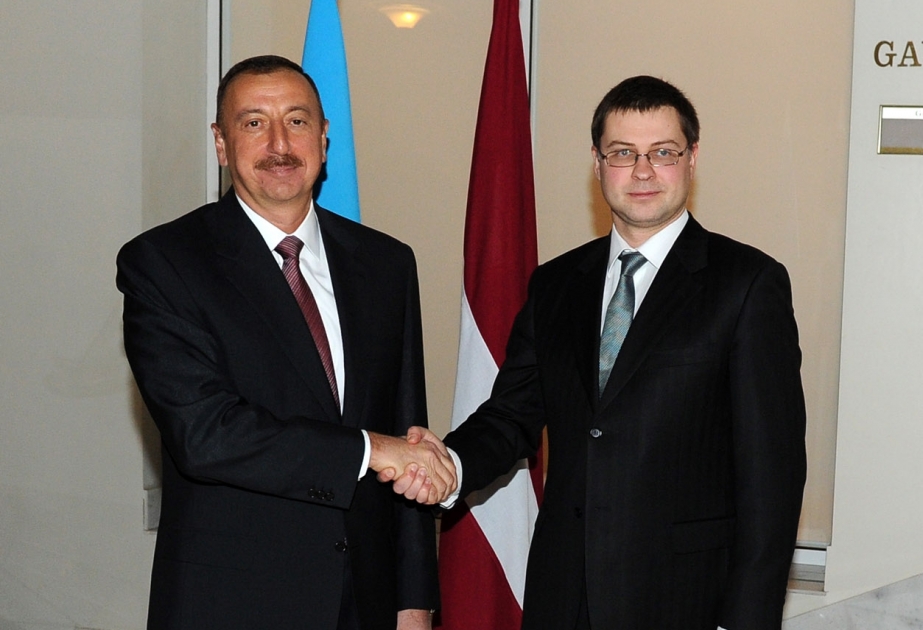 Azərbaycan Prezidenti İlham Əliyevin Latviyanın Baş naziri Valdis Dombrovskis ilə görüşü