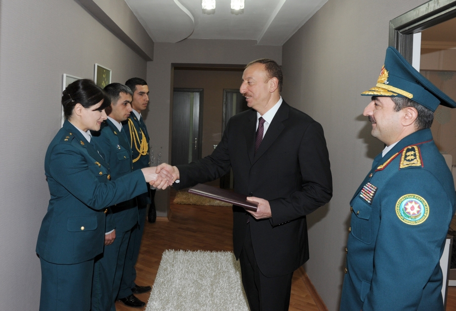 Dövlət Sərhəd Xidmətinin əməkdaşları üçün inşa edilmiş yeni yaşayış kompleksi istifadəyə verilmişdir Azərbaycan Prezidenti İlham Əliyev mərasimdə iştirak etmişdir