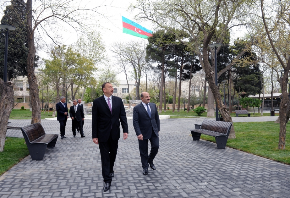 Azərbaycan Prezidenti İlham Əliyev Sovet İttifaqı Qəhrəmanı Qafur Məmmədovun adını daşıyan parkda olmuşdur
