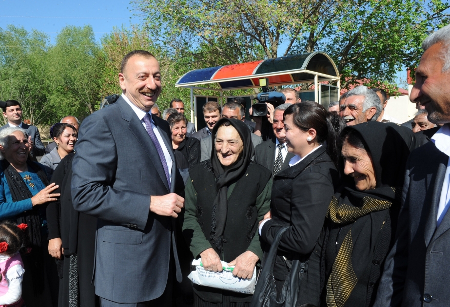 Qaradolaq kəndi ictimaiyyətinin nümayəndələri ilə görüş