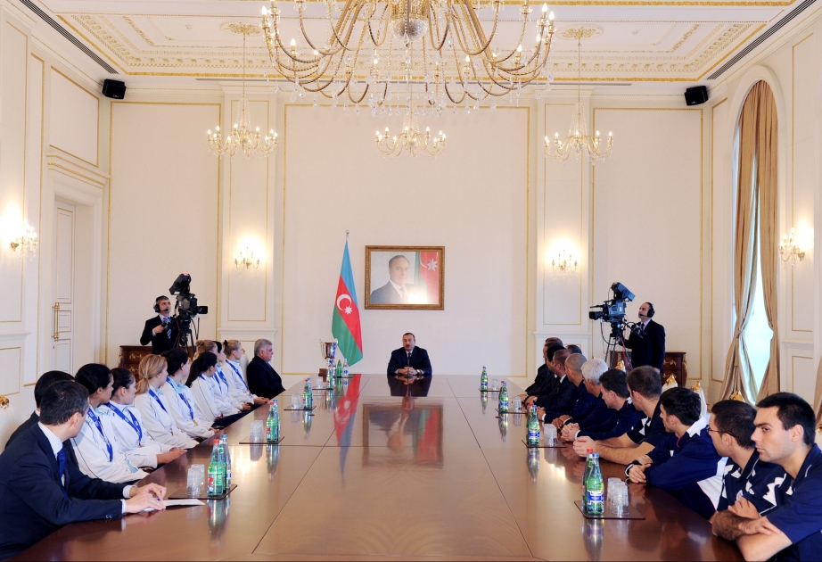 Prezident İlham Əliyev klublararası dünya çempionatının qalibi - qadınlardan ibarət “Rabitə” voleybol klubunun üzvlərini qəbul etmişdir