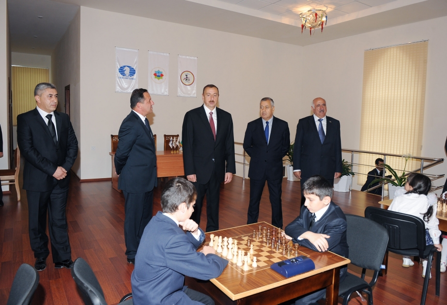 Prezident İlham Əliyev Qubada Nizami adına mədəniyyət və istirahət parkında aparılan yenidənqurma işləri ilə tanış olmuş, Şahmat Məktəbinin açılışında iştirak etmişdir