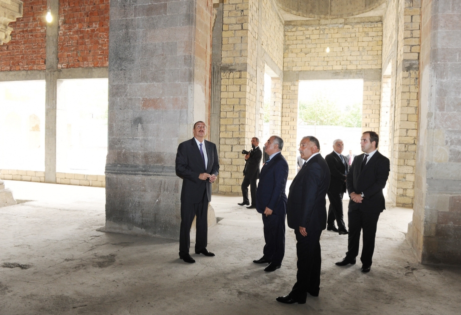 Şamaxı Cümə məscidində aparılan bərpa və yenidənqurma işləri ilə tanışlıq