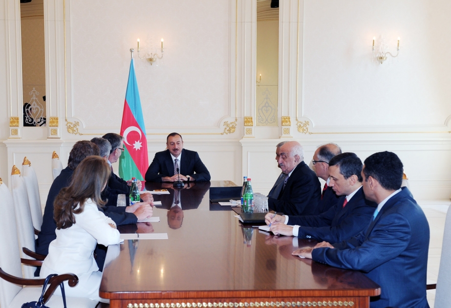 Azərbaycan Prezidenti İlham Əliyev “Total” şirkətinin baş vitse-prezidenti Maykl Borrellin başçılıq etdiyi nümayəndə heyətini qəbul etmişdir
