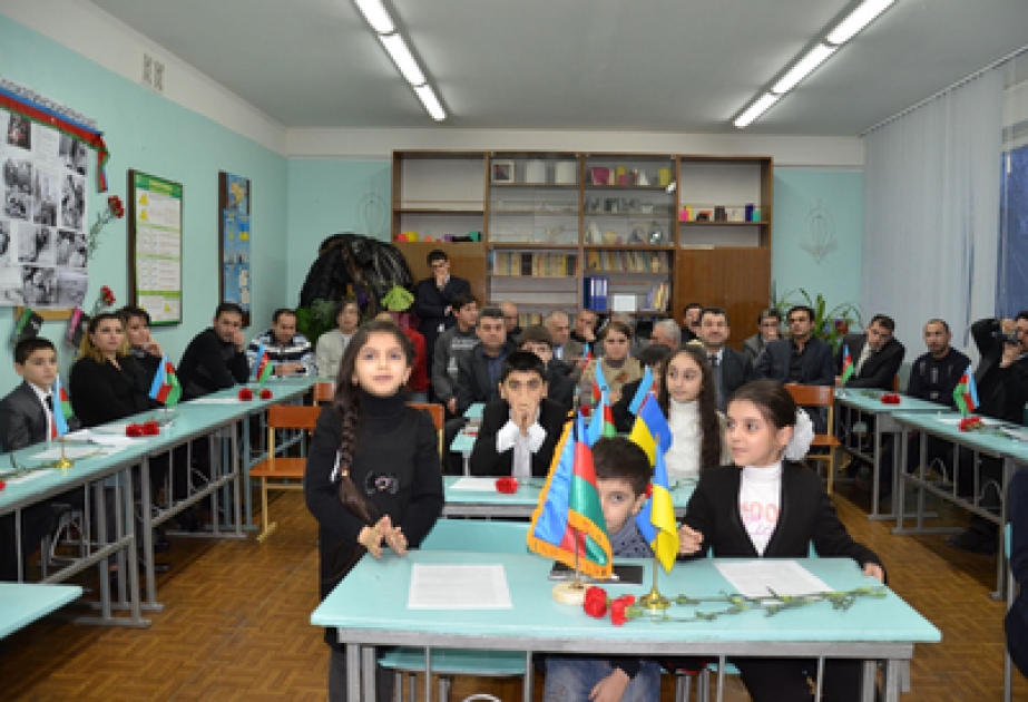 Kiyevdəki 247 nömrəli məktəbdə Xocalı faciəsinin 20-ci ildönümünə həsr edilmiş tədbir keçirilmişdir