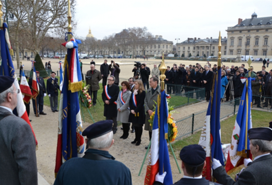 Parisdə Xocalı şəhidlərinin xatirəsi əklilqoyma mərasimi ilə anılmışdır