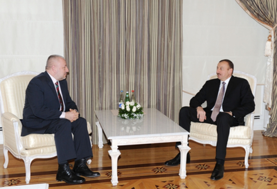 Le Président azerbaïdjanais Ilham Aliyev a reçu Iulian Fota,conseiller en sécurité du président roumain