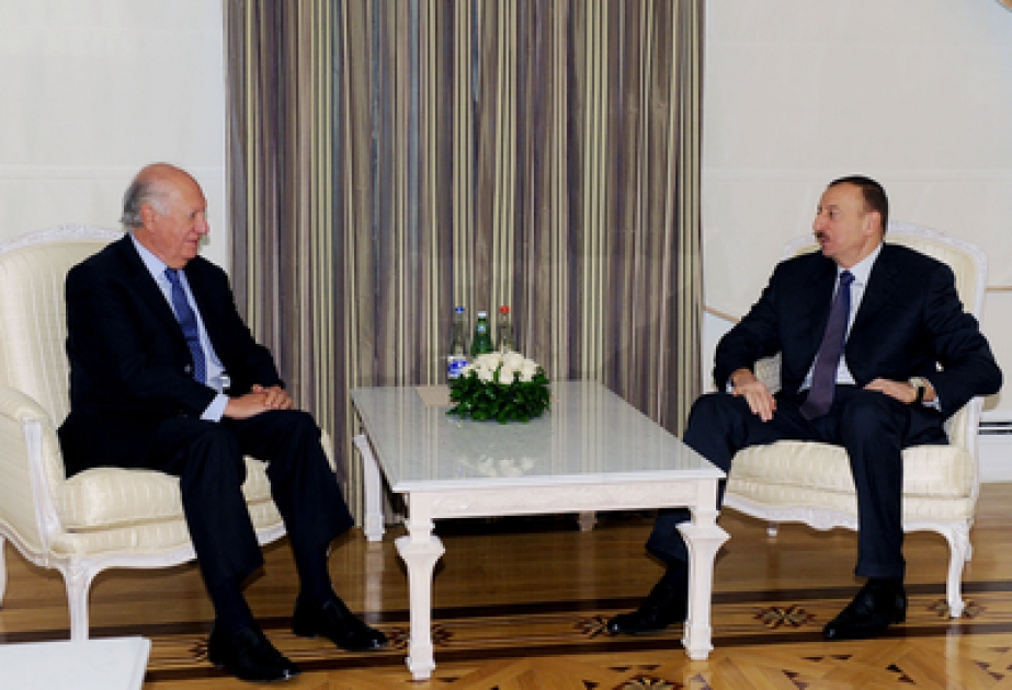 Le Président azerbaïdjanais Ilham Aliyev a reçu Ricardo Lagos, ancien président de Chili, président de la Fondation pour la démocratie et le développement