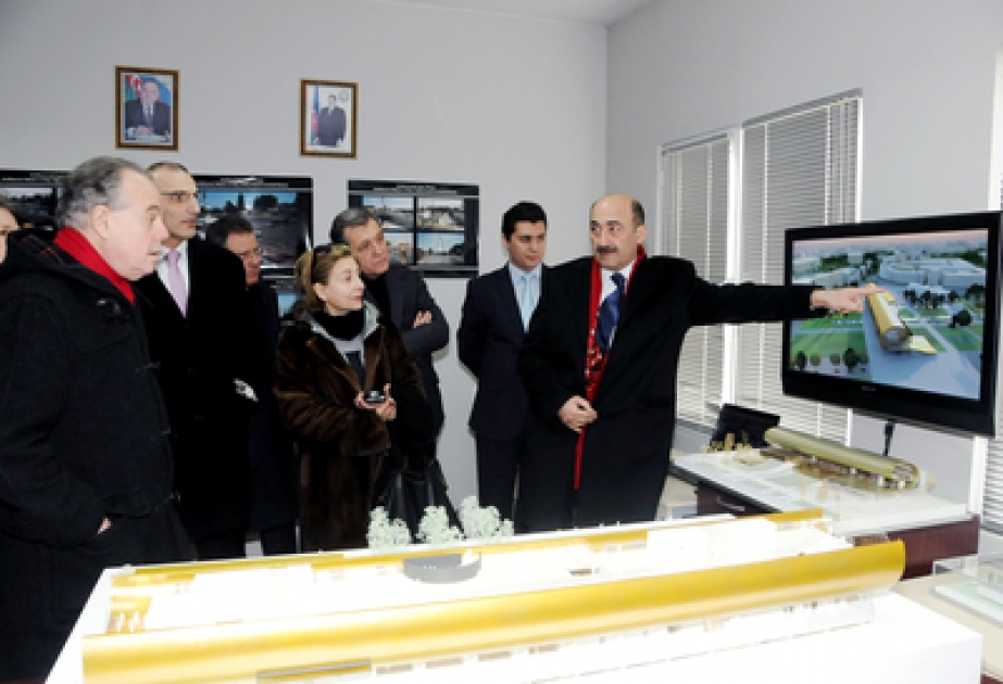 Le ministre français de la culture et de la communication a hautement apprecié l’importance du nouveau bâtiment du Musée national du Tapis et de l’Art appliqué populaire d’Azerbaïdjan