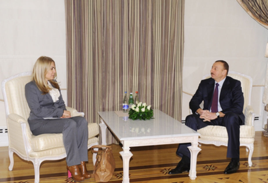 Le Président azerbaïdjanais Ilham Aliyev a reçu la conseillère du président serbe pour les questions économiques et le ministre serbe de l’économie et du développement régional