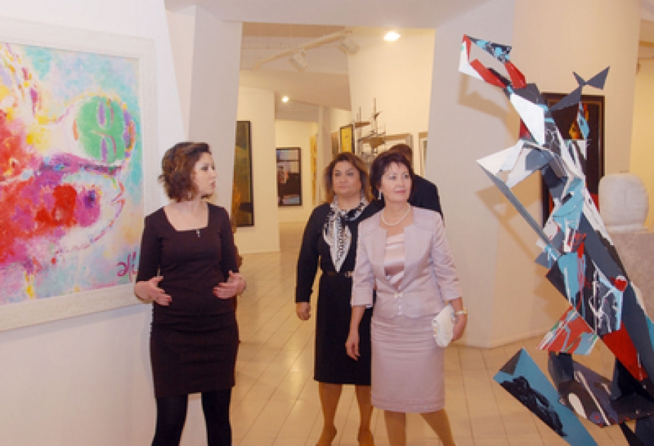 Le Musée d’Art Moderne a impressionné la Première Dame kirghize