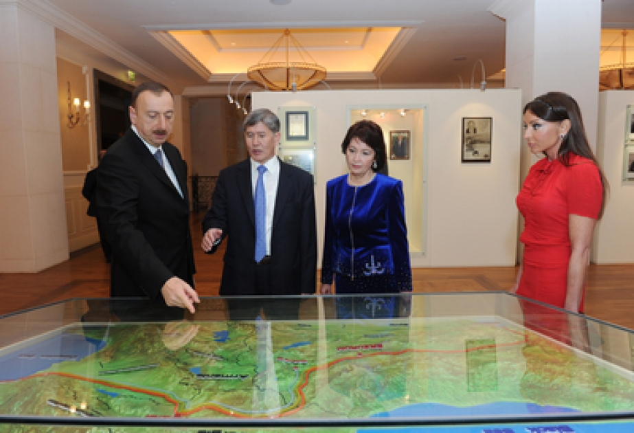 Visite à la Fondation Heydar Aliyev