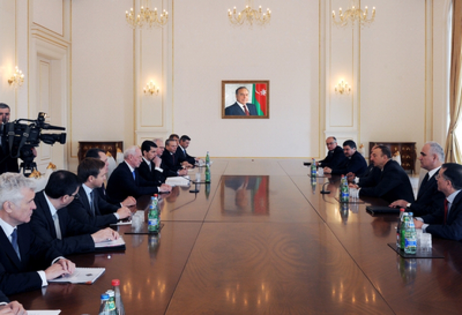 Le Président azerbaïdjanais Ilham Aliyev a reçu la délégation dirigée par Mykola Azarov, Premier ministre ukrainien