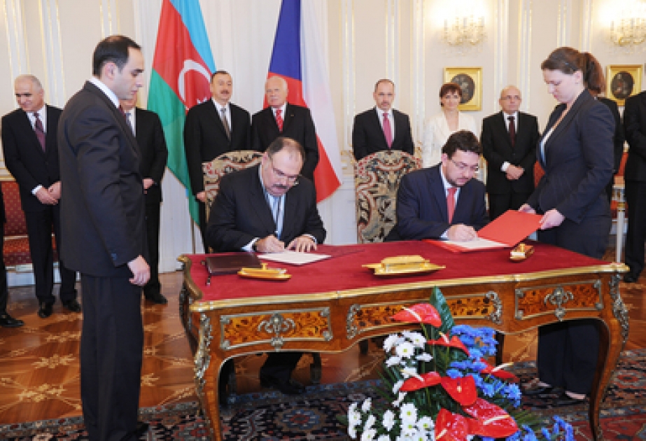 La cérémonie de signature des documents azerbaïdjano-tchèques