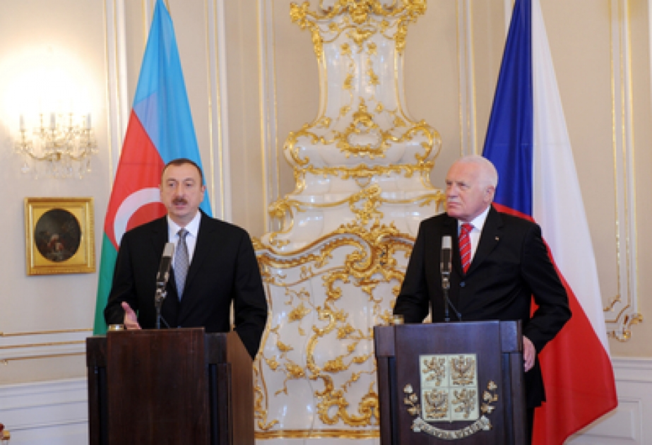 La conférence de presse conjointe des présidents azerbaïdjanais et tchèque