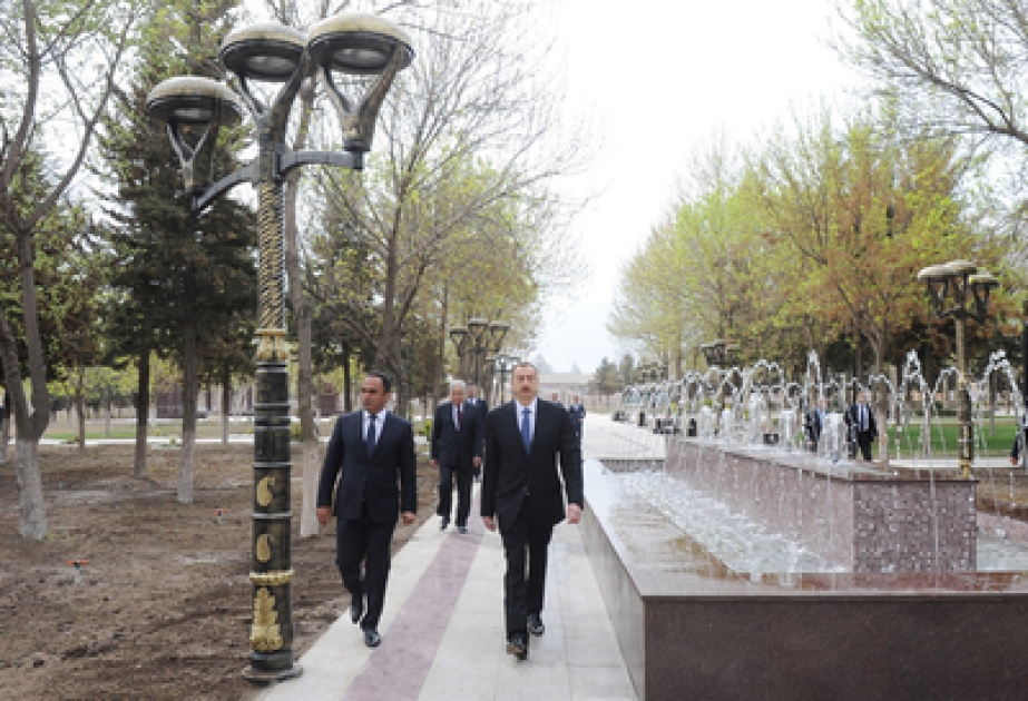Le Président Ilham Aliyev a inspecté des travaux effectués dans le parc de la culture et du repos Heydar Aliyev reconstruit dans la ville d’Aghstafa