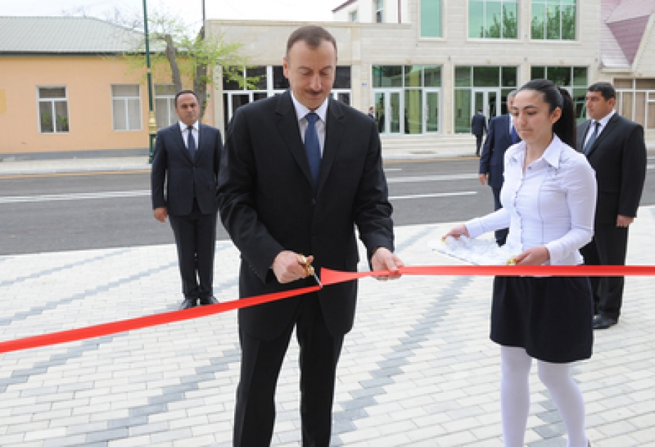 Le Président Ilham Aliyev a inauguré le bâtiment qui abritera le siège régional du Parti YAP à Aghstafa