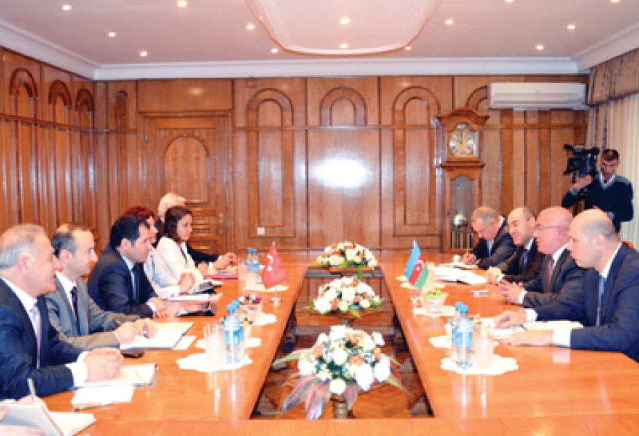 Azerbaijan, Turkey discuss prospects for boosting customs cooperation