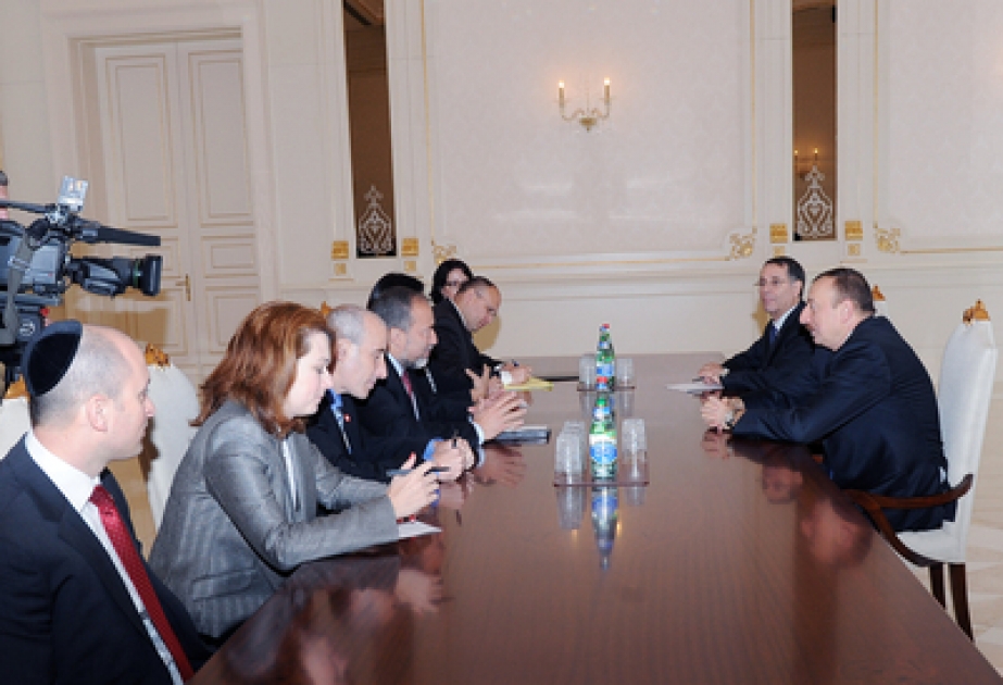 Le Président de la République d’Azerbaïdjan Ilham Aliyev a reçu la délégation dirigée par le vice - Premier Ministre israélien et ministre des affaires étrangères
