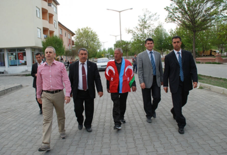 Xocalı soyqırımının dünyada tanınması üçün Ankaradan yürüşə başlamış Türkiyə vətəndaşı İğdır vilayətinə çatmışdır