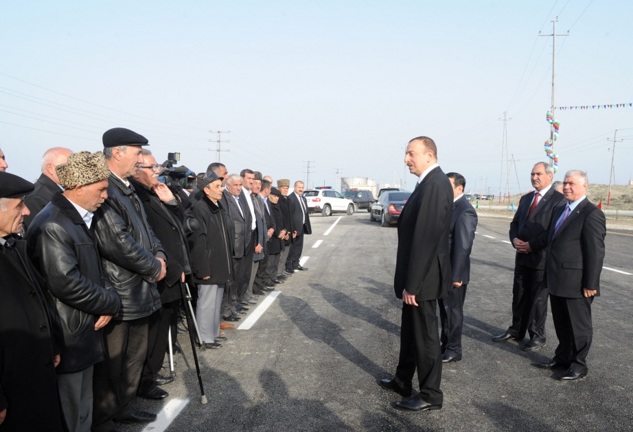 Prezident İlham Əliyev Salyan rayonunda Kürsəngi-Yolüstü kəndarası avtomobil yolunun açılışında iştirak etmişdir