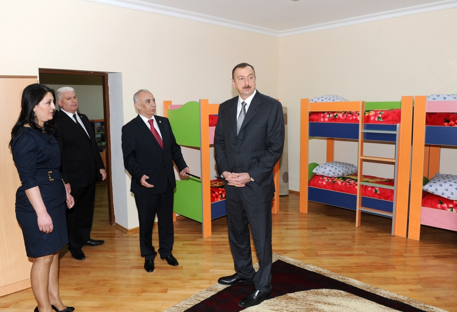 Azərbaycan Prezidenti İlham Əliyev Nizami və Xətai rayonlarında körpələr evi və uşaq bağçalarının əsaslı təmir və yenidənqurma işlərindən sonrakı vəziyyəti ilə tanış olmuşdur
