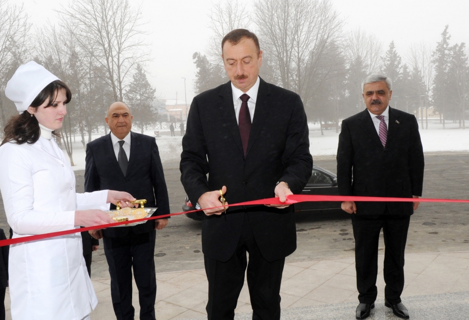 Prezident İlham Əliyev Qusar Rayon Mərkəzi Xəstəxanasının açılışında iştirak etmişdir