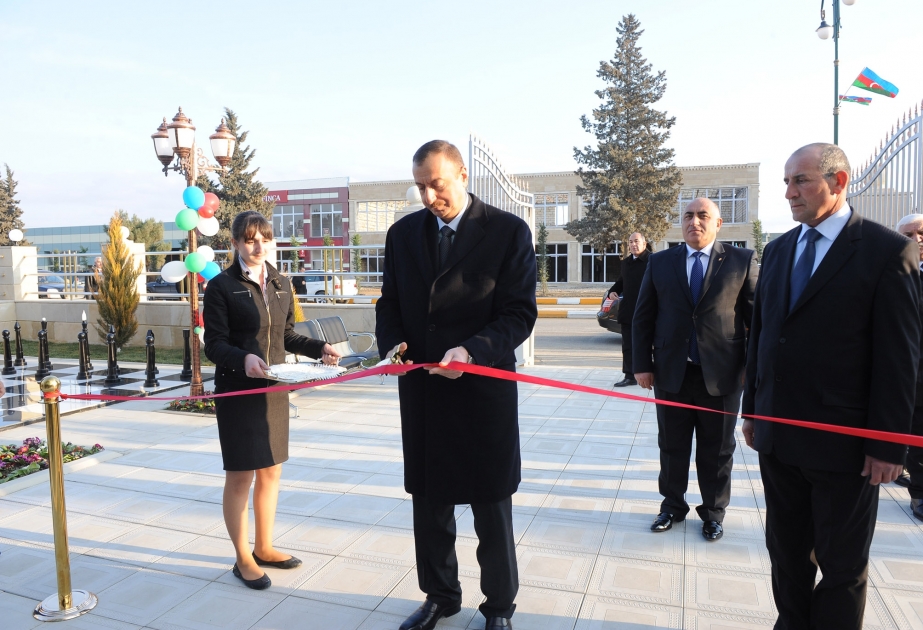 Azərbaycan Prezidenti İlham Əliyev Goranboyda şahmat məktəbinin açılışında iştirak etmişdir