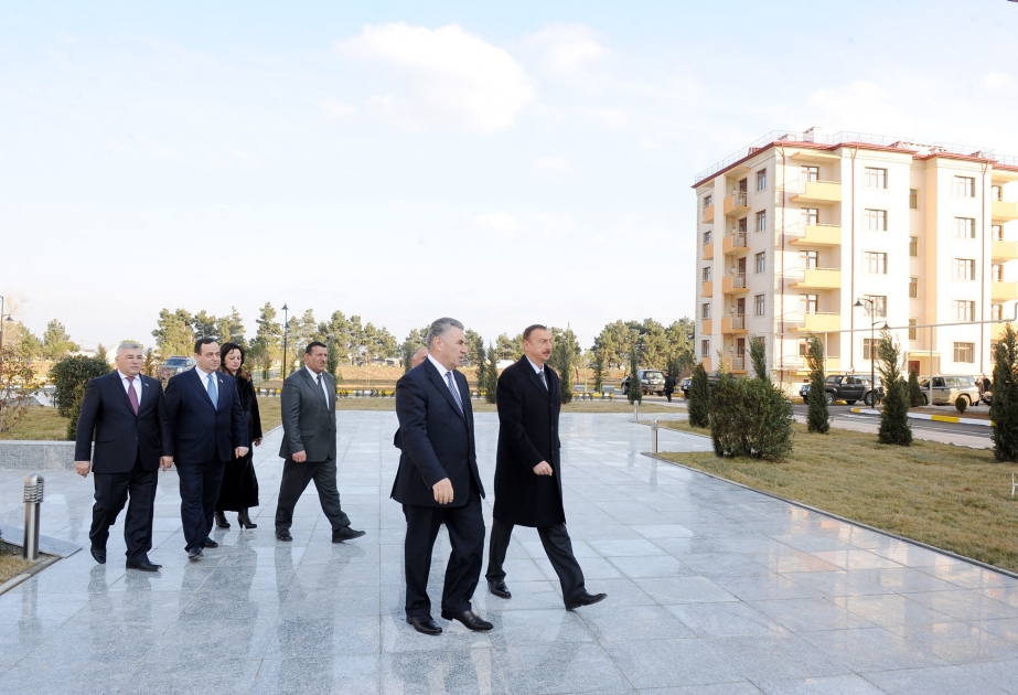 Prezident İlham Əliyev Goranboyda 525 məcburi köçkün ailəsi üçün salınmış məhəllənin açılışında iştirak etmişdir