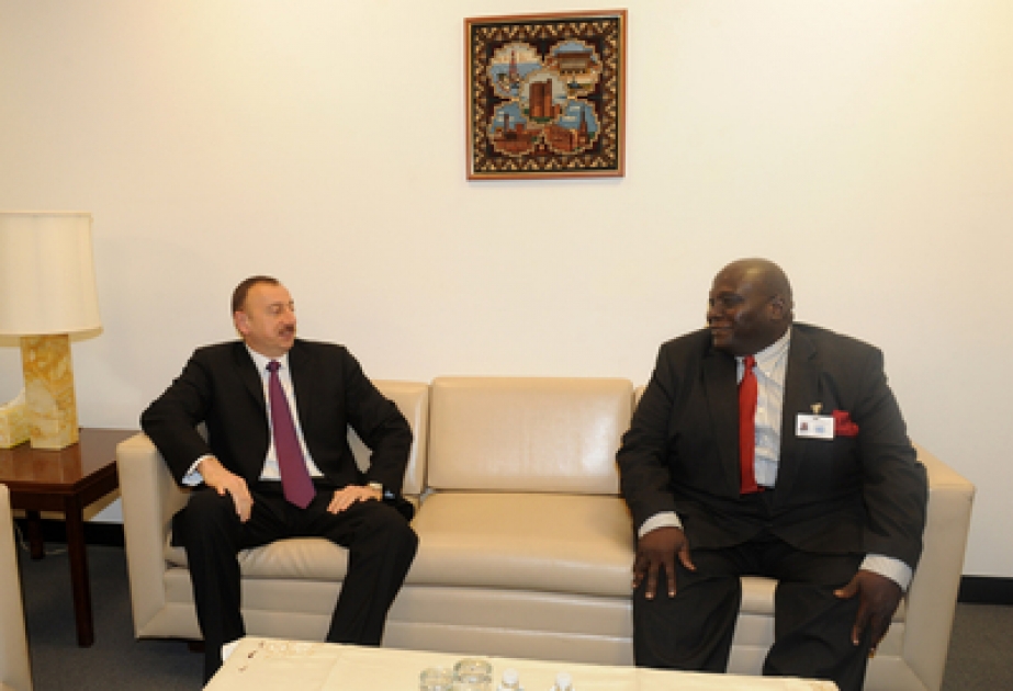 Le Président azerbaïdjanais Ilham Aliyev s’est entretenu avec le ministre togolais des Affaires étrangères et de la Coopération Elliott Ohin
