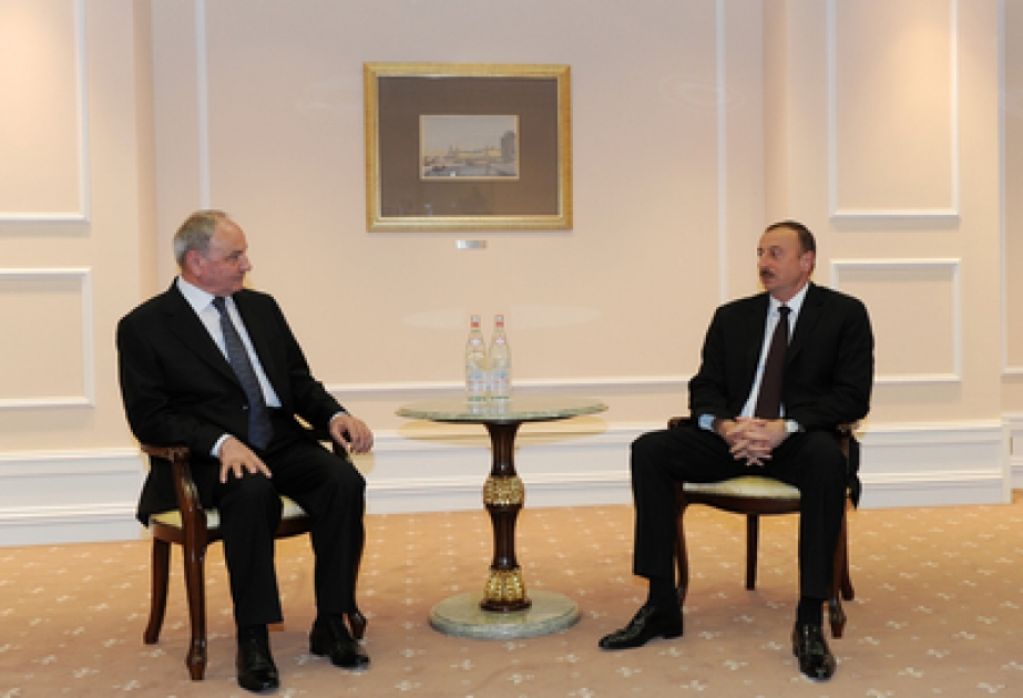 Rencontre entre le Président azerbaïdjanais Ilham Aliyev et Nikolae Timofti, Président moldave