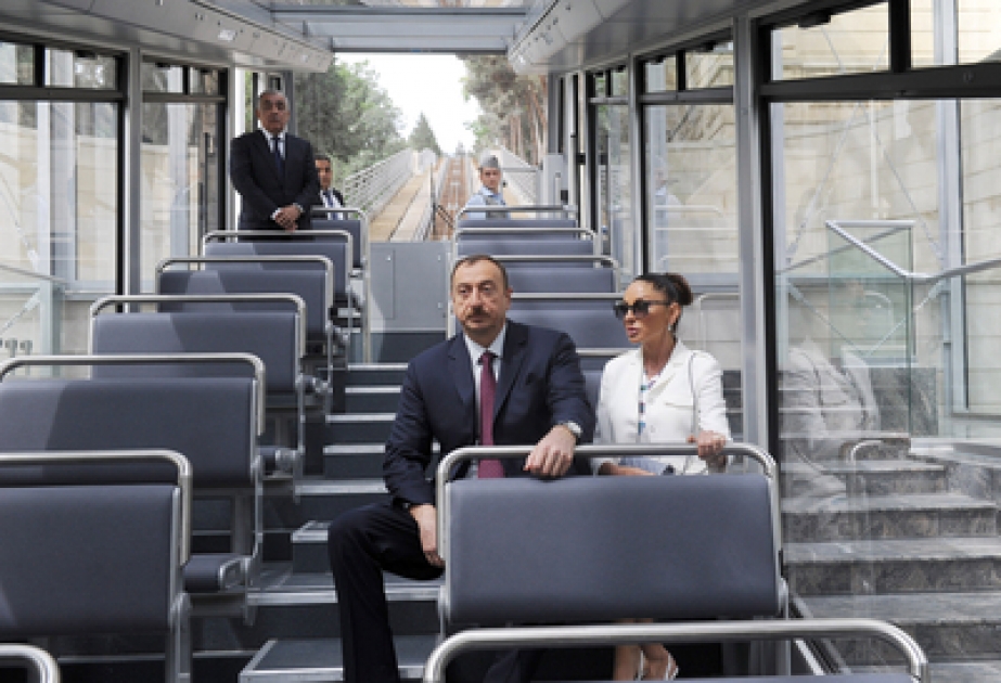 Le président Ilham Aliyev a participé à l’inauguration du Funiculaire de Bakou, du passage piéton souterrain près de la place Azneft, a visité le Parc national maritime pour connaître le déroulement des travaux d’aménagement, les industries d’alimentation situées non loin de la Place du drapeau national