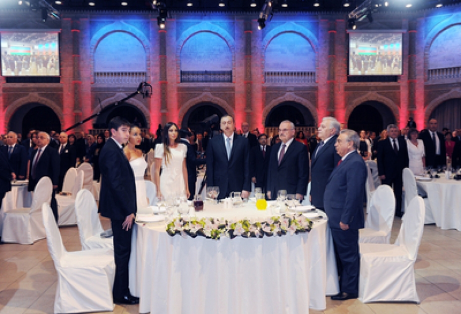 Le président Ilham Aliyev a participé à la réception organisée à l’occasion du Jour de la République du 28 mai
