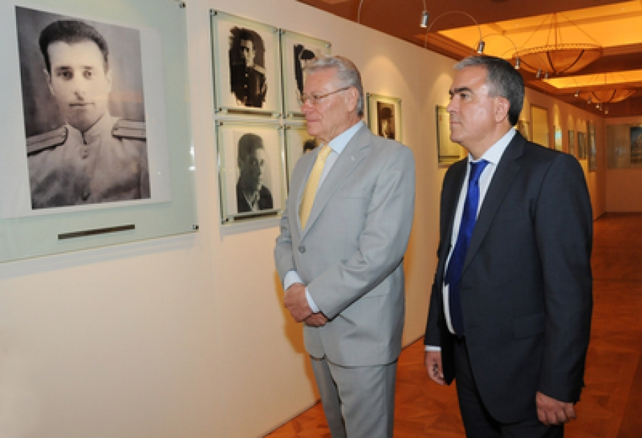 L’ancien président moldave a visité la Fondation Heydar Aliyev