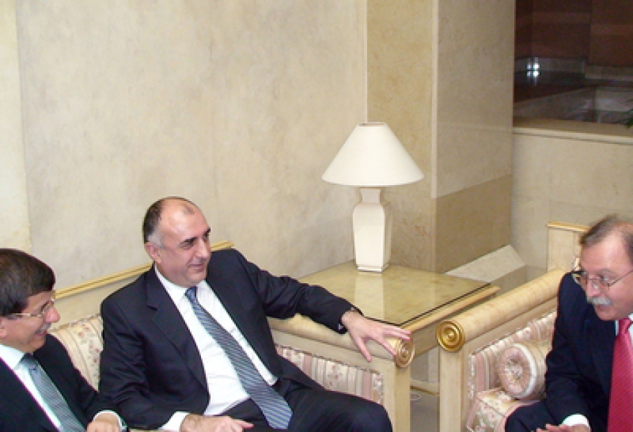 Une rencontre trilatérale s’est tenue entre les ministres des affaires étrangères de l’Azerbaïdjan, de la Turquie et de la Géorgie à Trébizonde