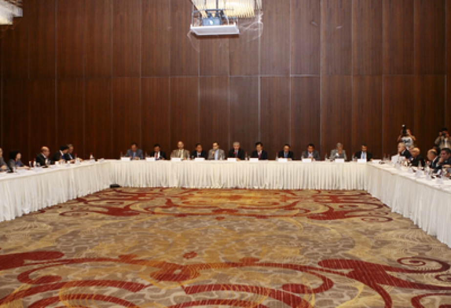 Le Comité permanent de la Conférence internationale des partis politiques d’Asie tient sa réunion à Bakou