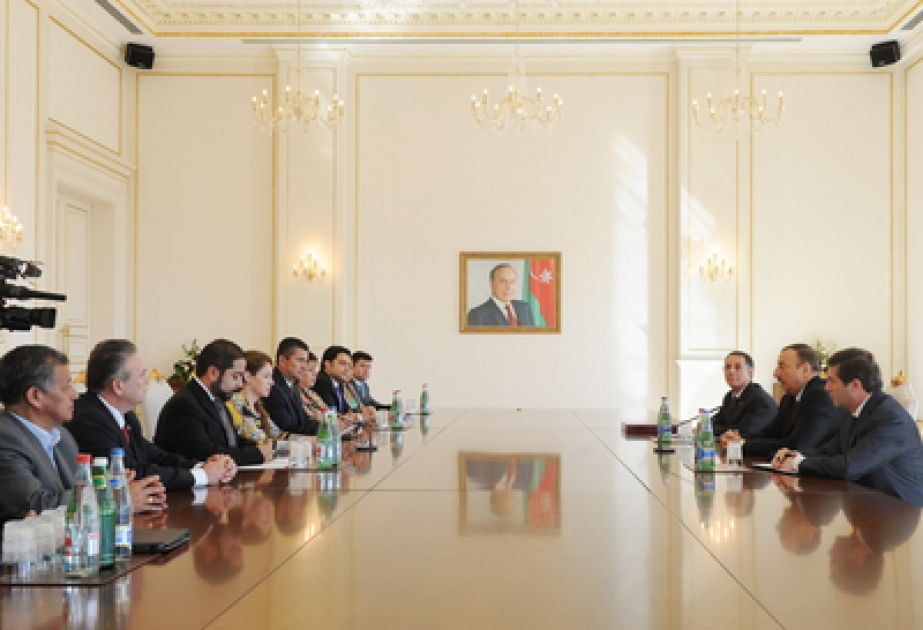 Le président azerbaïdjanais Ilham Aliyev a reçu la délégation dirigée par la présidente du comité constitutionnel du Sénat de Colombie