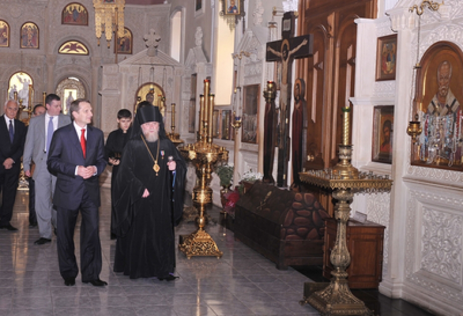 Vorsitzender der Staatsduma der Russischen Föderation Sergey Narishkin traf sich mit dem Bischof der Bakuer und Aserbaidschanischen Diözese